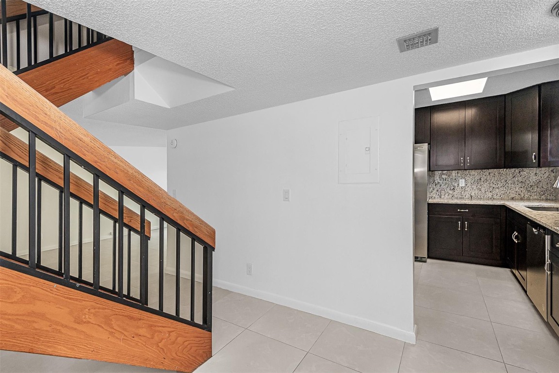 7 Unit Building Coral Springs - Residential Income