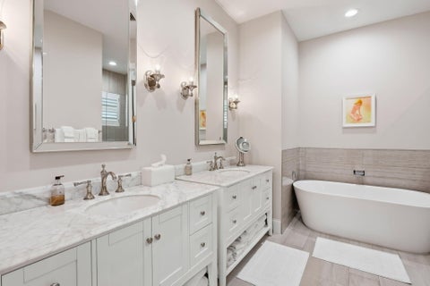 Tiny photo for 464 NE 8TH Street, Boca Raton, FL 33432 (MLS # B26070347)