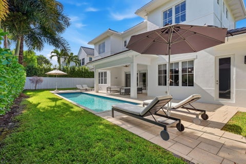 Tiny photo for 464 NE 8TH Street, Boca Raton, FL 33432 (MLS # B26070347)