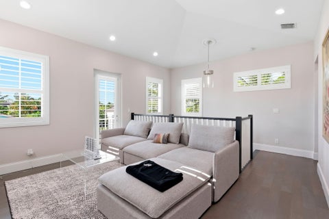 Tiny photo for 464 NE 8TH Street, Boca Raton, FL 33432 (MLS # B26070347)
