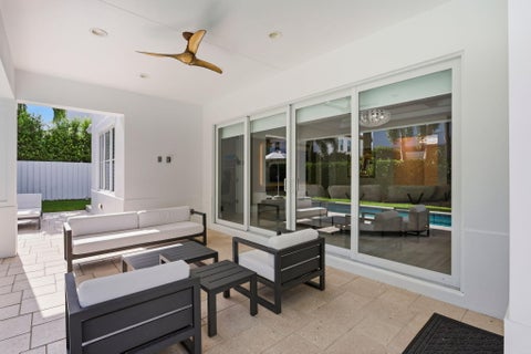 Tiny photo for 464 NE 8TH Street, Boca Raton, FL 33432 (MLS # B26070347)