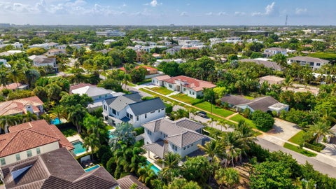 Tiny photo for 464 NE 8TH Street, Boca Raton, FL 33432 (MLS # B26070347)