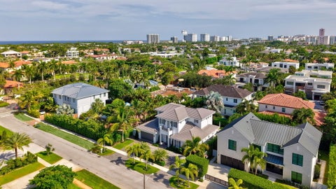 Tiny photo for 464 NE 8TH Street, Boca Raton, FL 33432 (MLS # B26070347)
