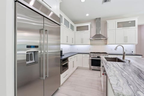Tiny photo for 464 NE 8TH Street, Boca Raton, FL 33432 (MLS # B26070347)