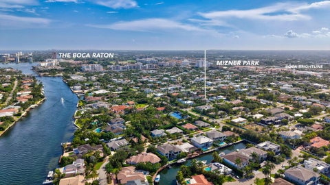 Tiny photo for 464 NE 8TH Street, Boca Raton, FL 33432 (MLS # B26070347)