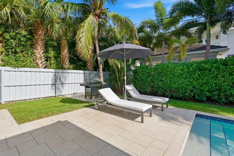 Tiny photo for 464 NE 8TH Street, Boca Raton, FL 33432 (MLS # B26070347)