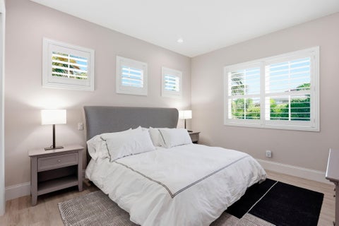 Tiny photo for 464 NE 8TH Street, Boca Raton, FL 33432 (MLS # B26070347)