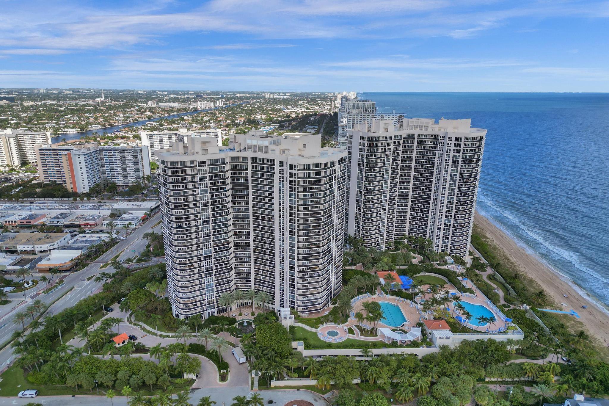 L'Hermitage Condominiums - Residential