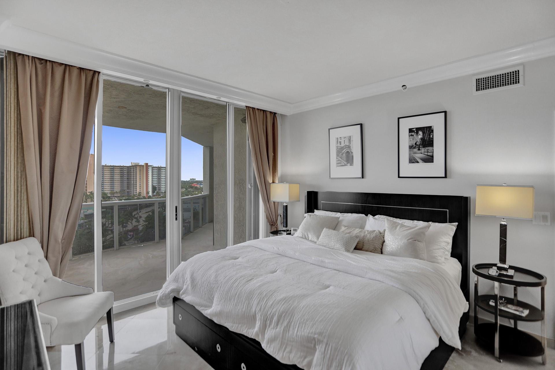 L'Hermitage Condominiums - Residential