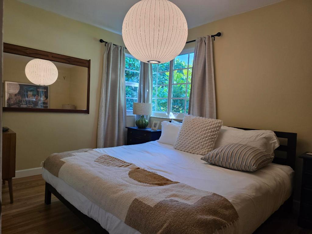 LAKE WORTH TOWN OF - Residential Lease