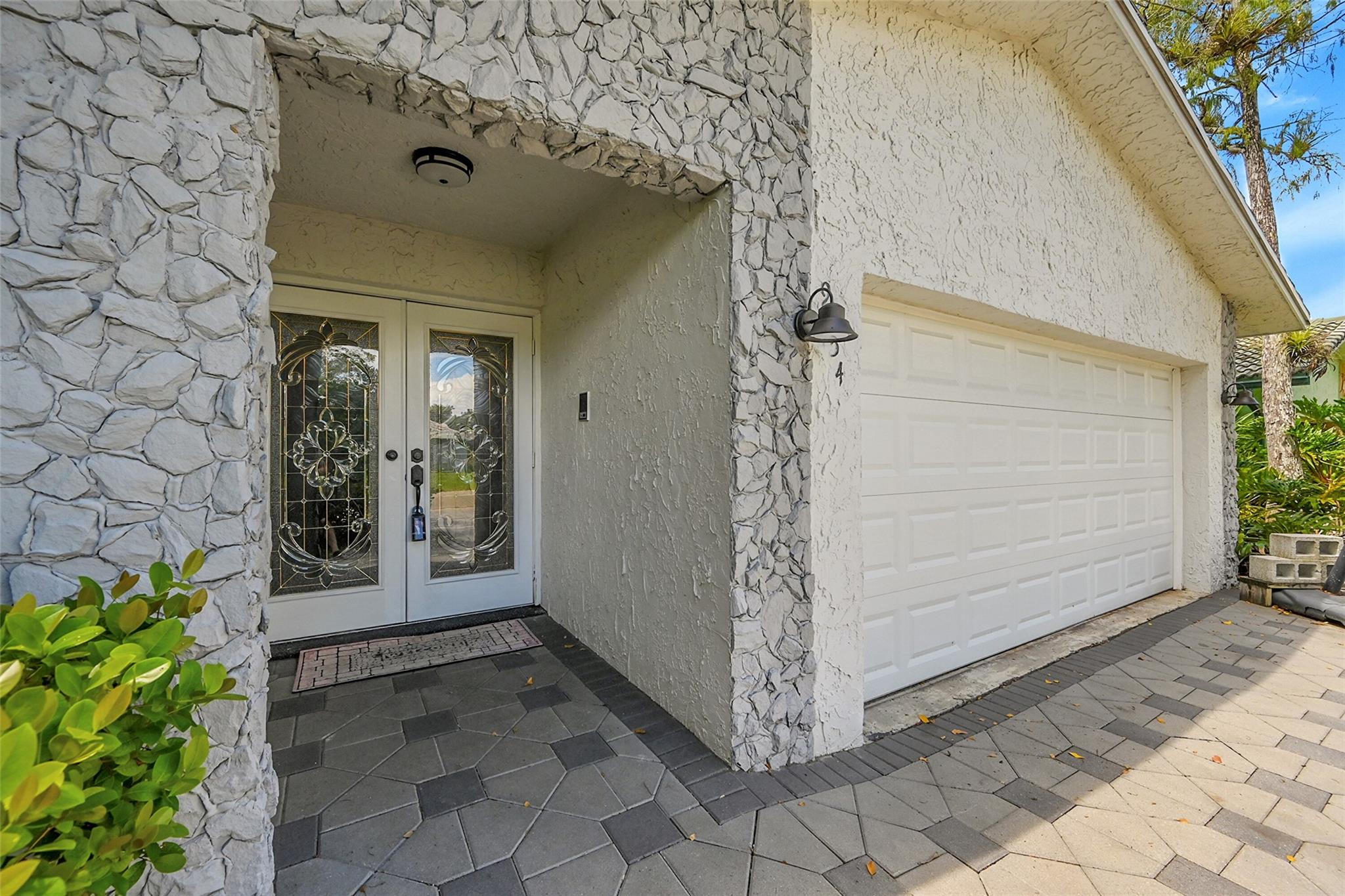 9254 NW 13th Pl, Coral Springs, FL, 33071/$675,000 2 9254 NW 13th Pl