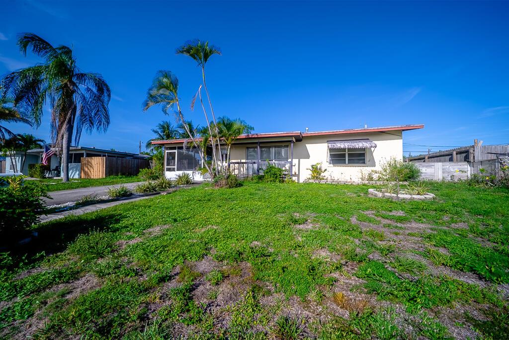 320 S 12th Street