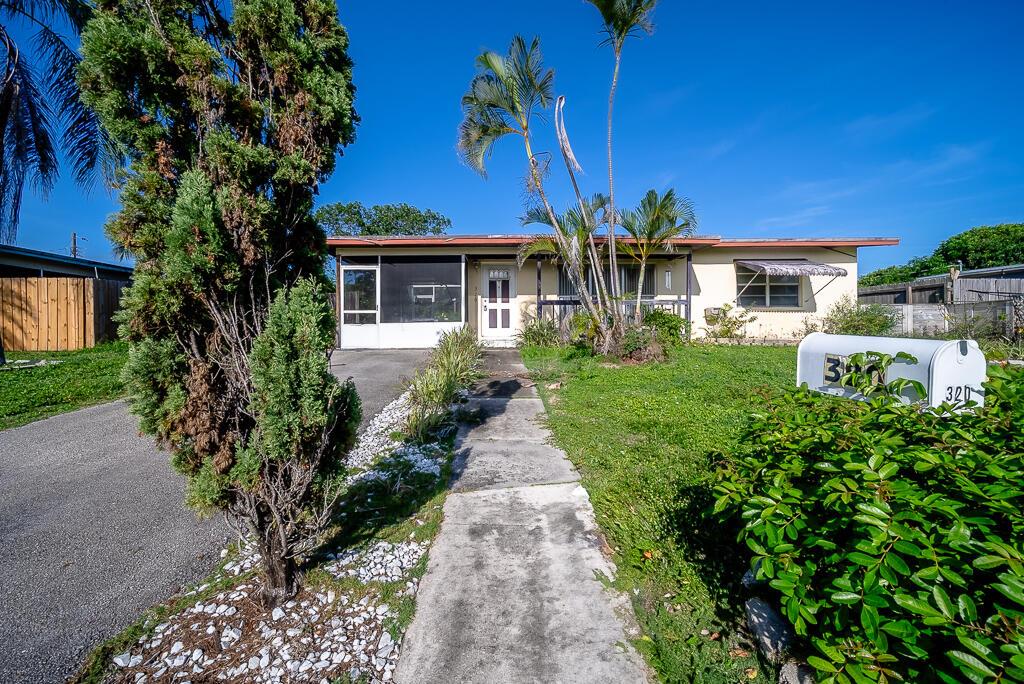 320 S 12th Street