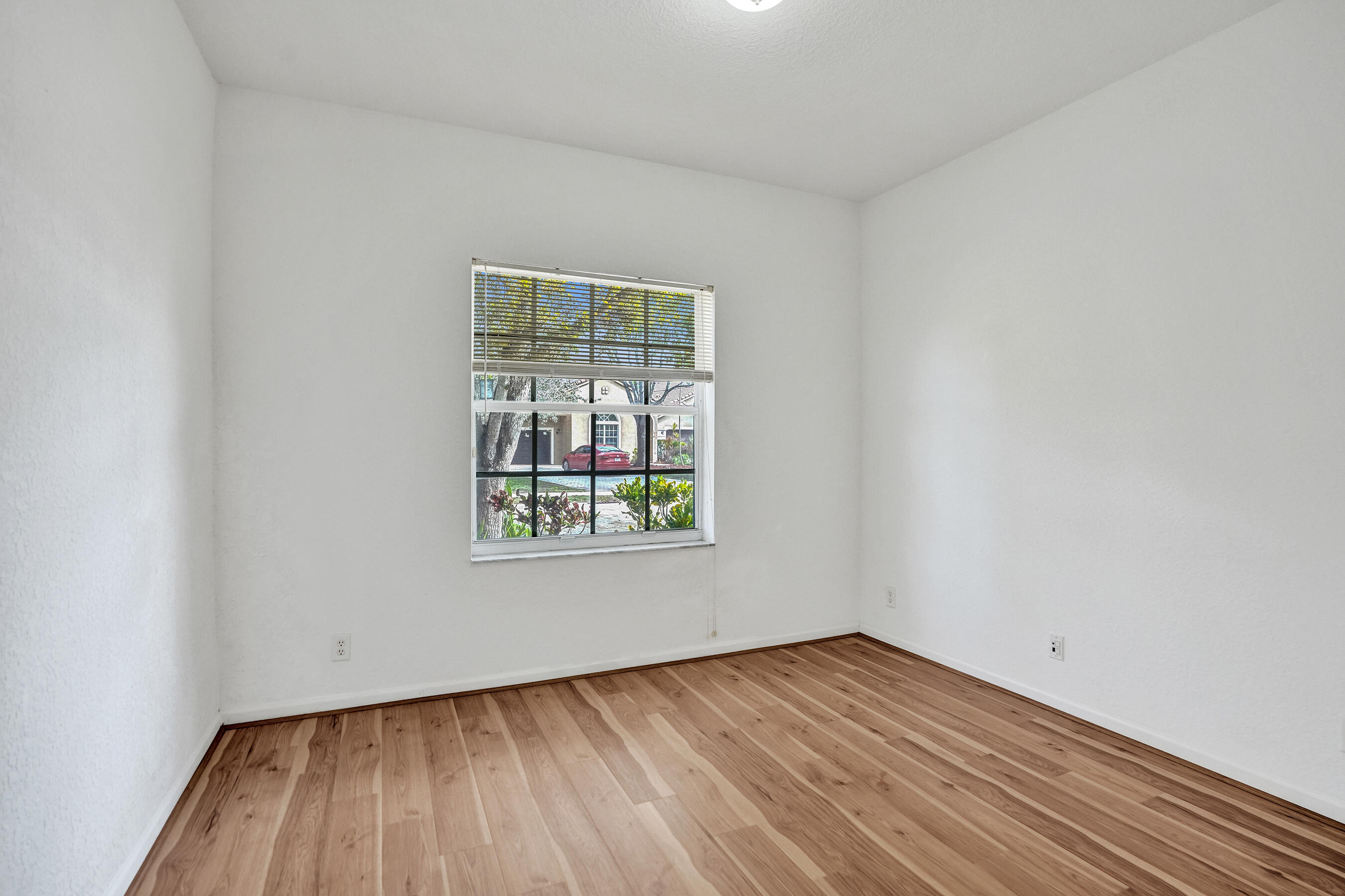 LAKEVIEW WEST / Vizcaya - Residential