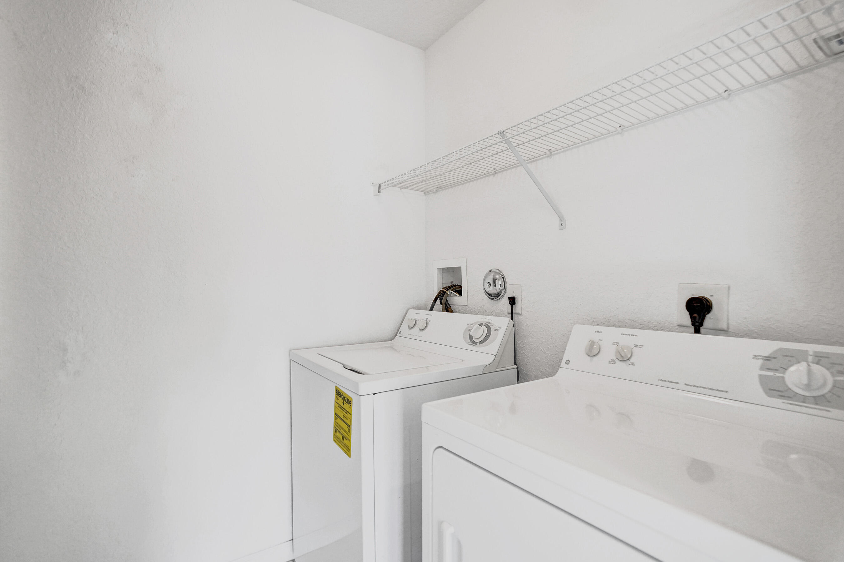 LAKEVIEW WEST / Vizcaya - Residential