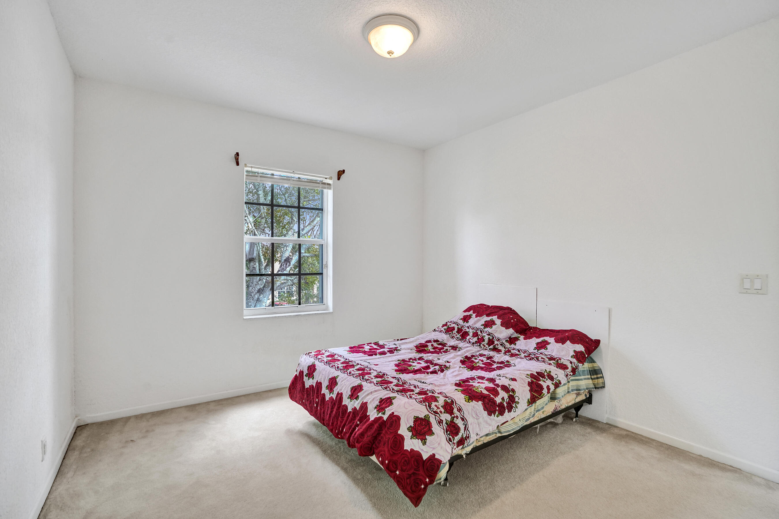 LAKEVIEW WEST / Vizcaya - Residential