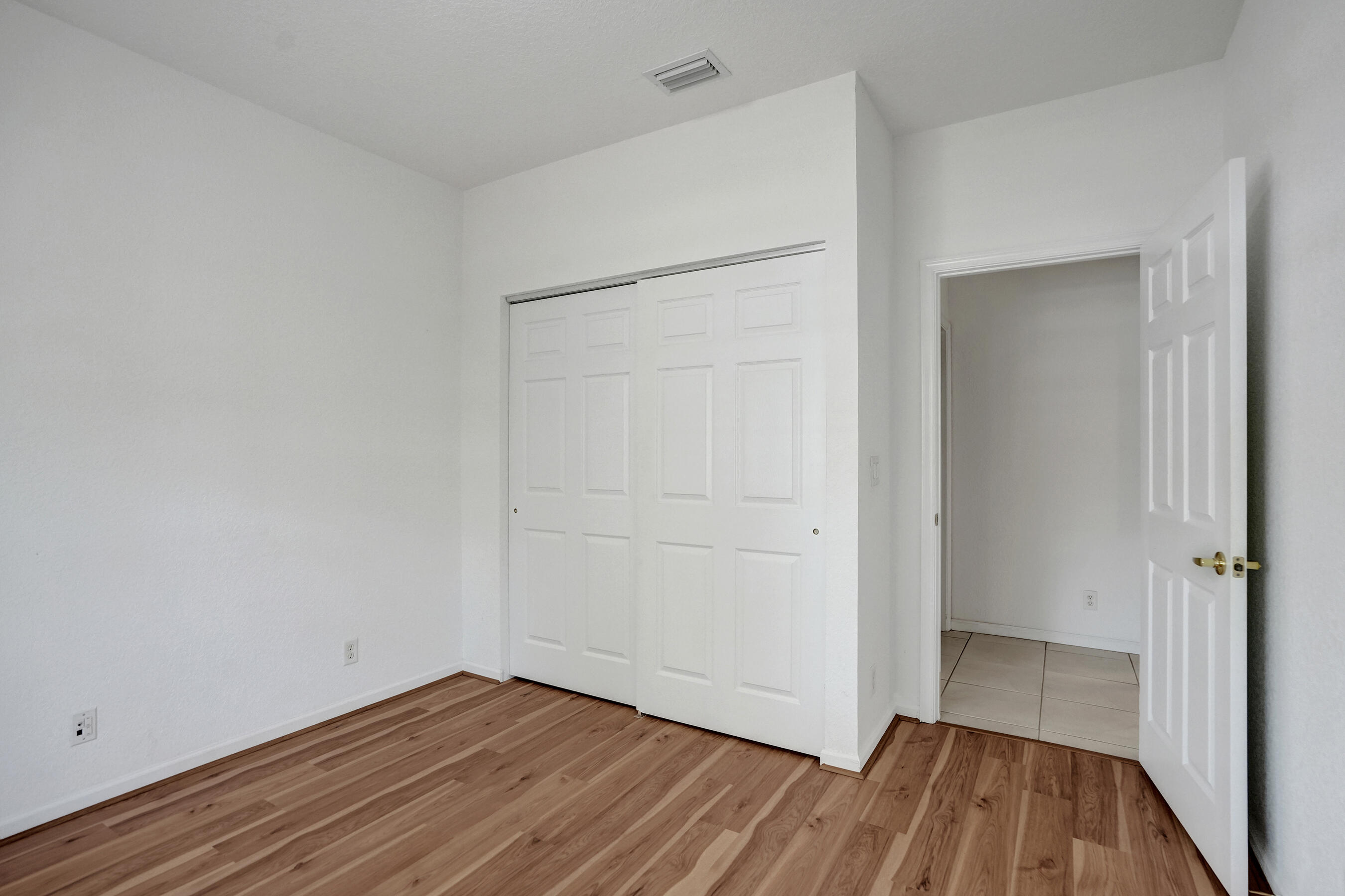 LAKEVIEW WEST / Vizcaya - Residential