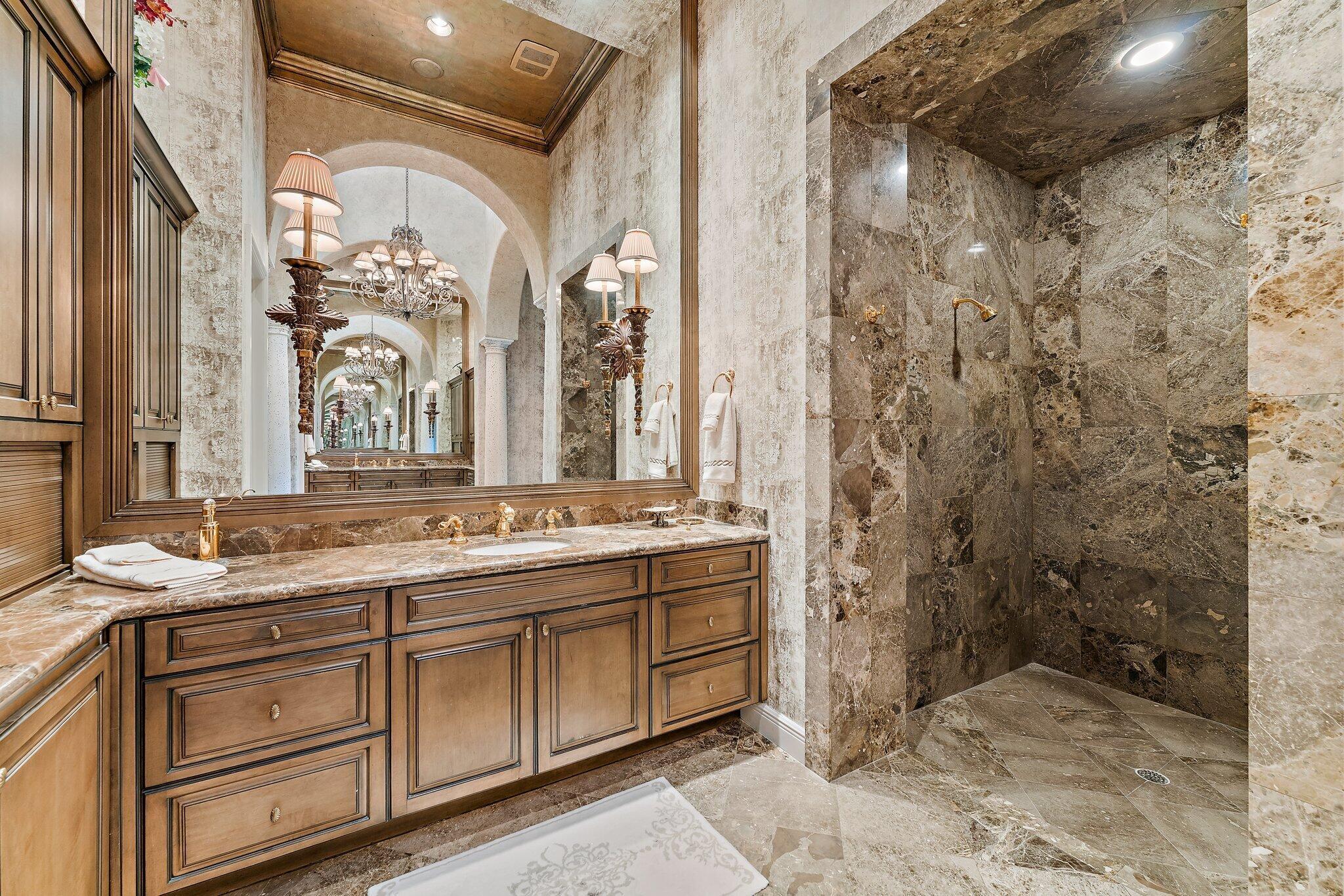 IBIS GOLF AND COUNTRY CLU - Residential