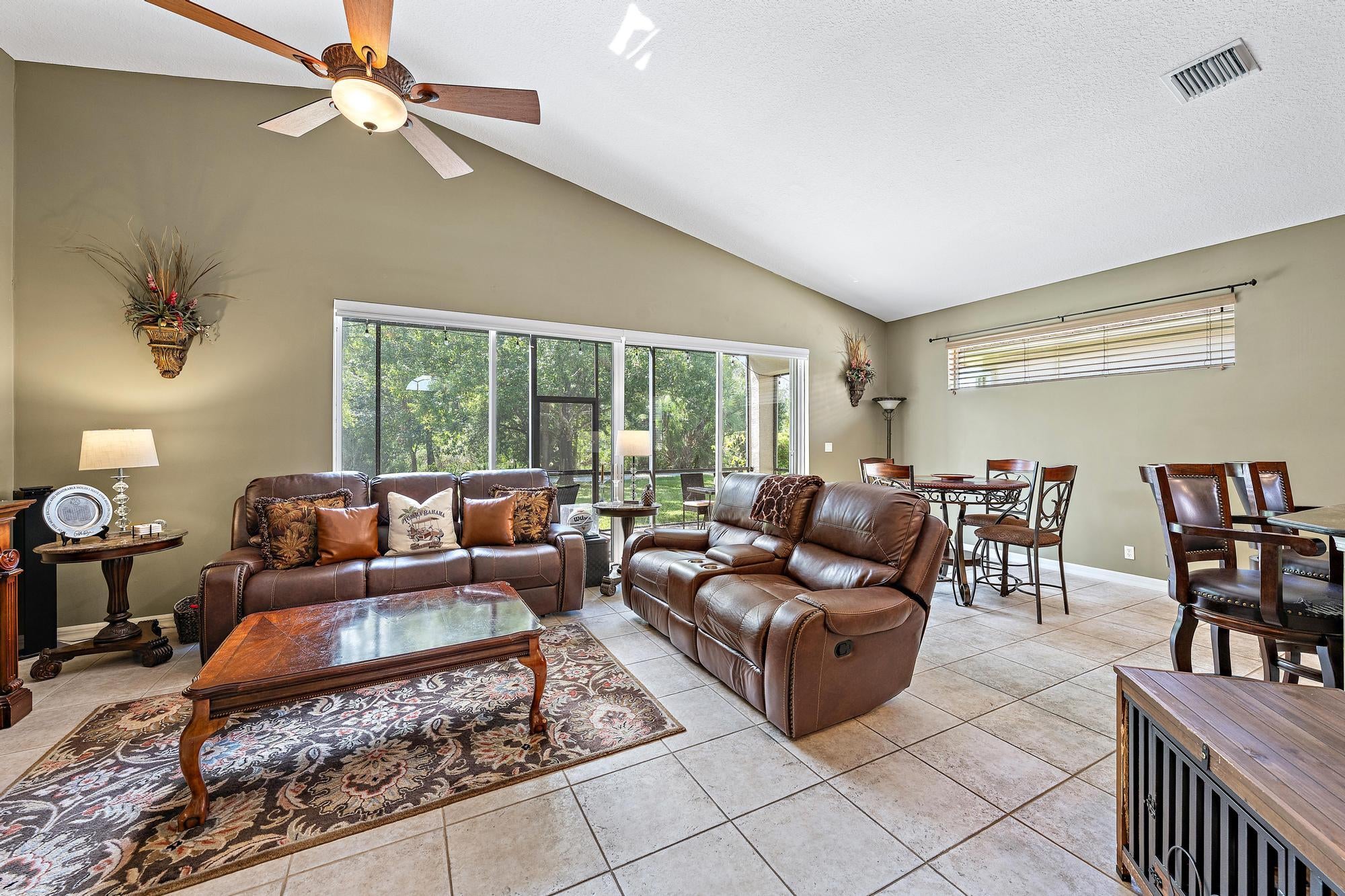 2786 SE STONEBRIAR Way 2786