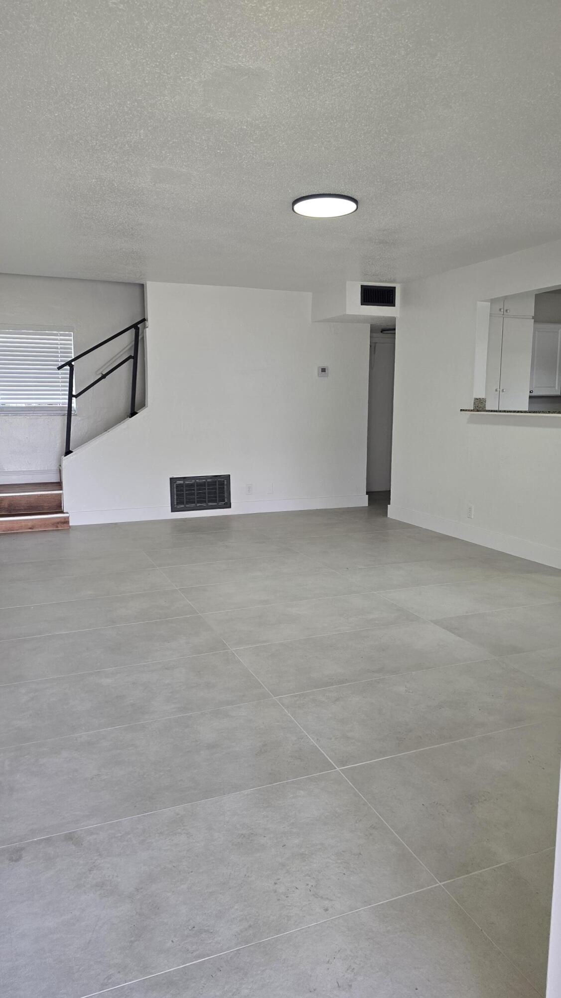 20 NW 7th Avenue 6