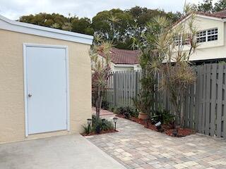 COUNTRY ISLES PHASE II - Residential