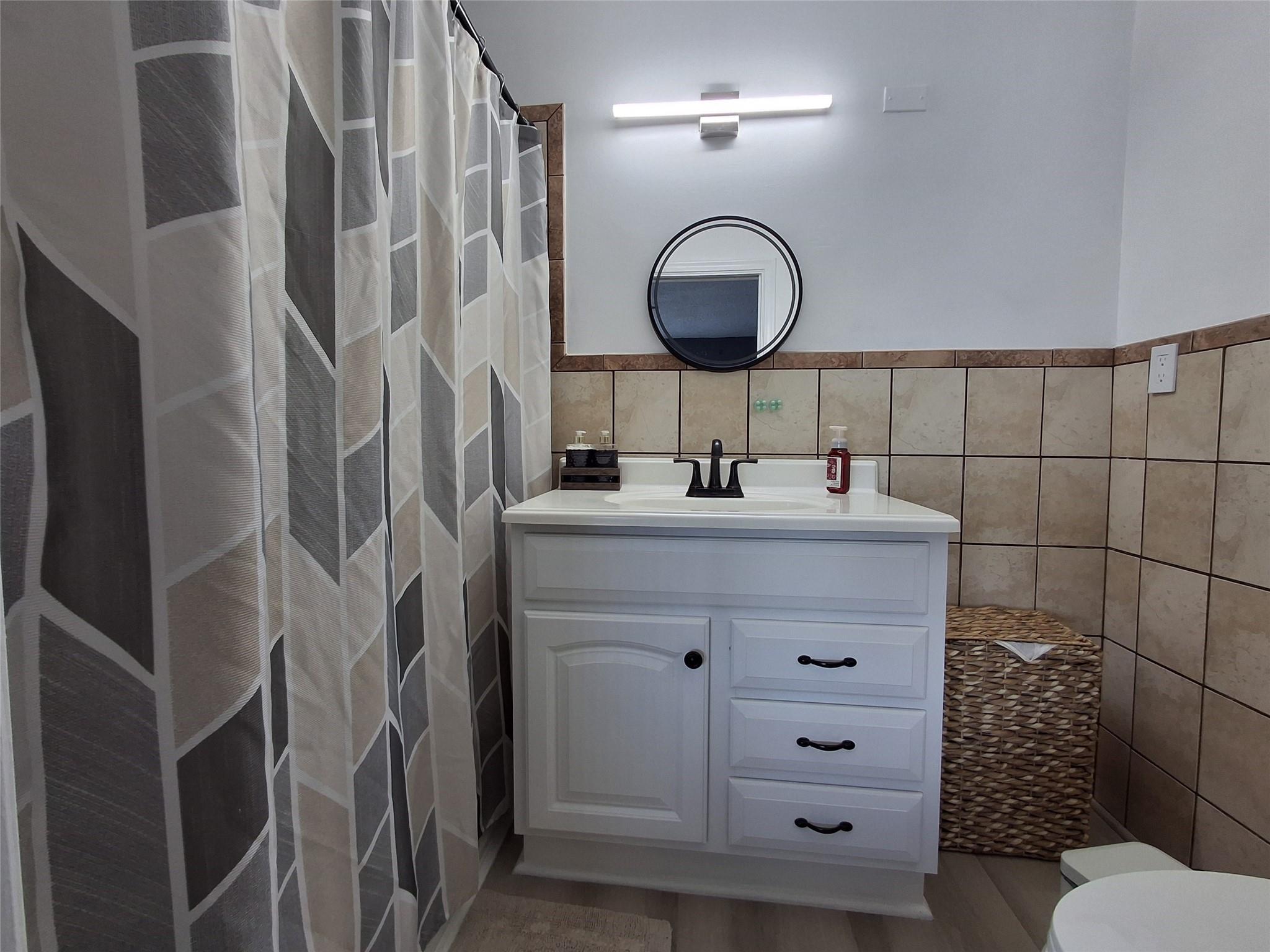 Woodlake Isles 108-5 B - Residential Lease