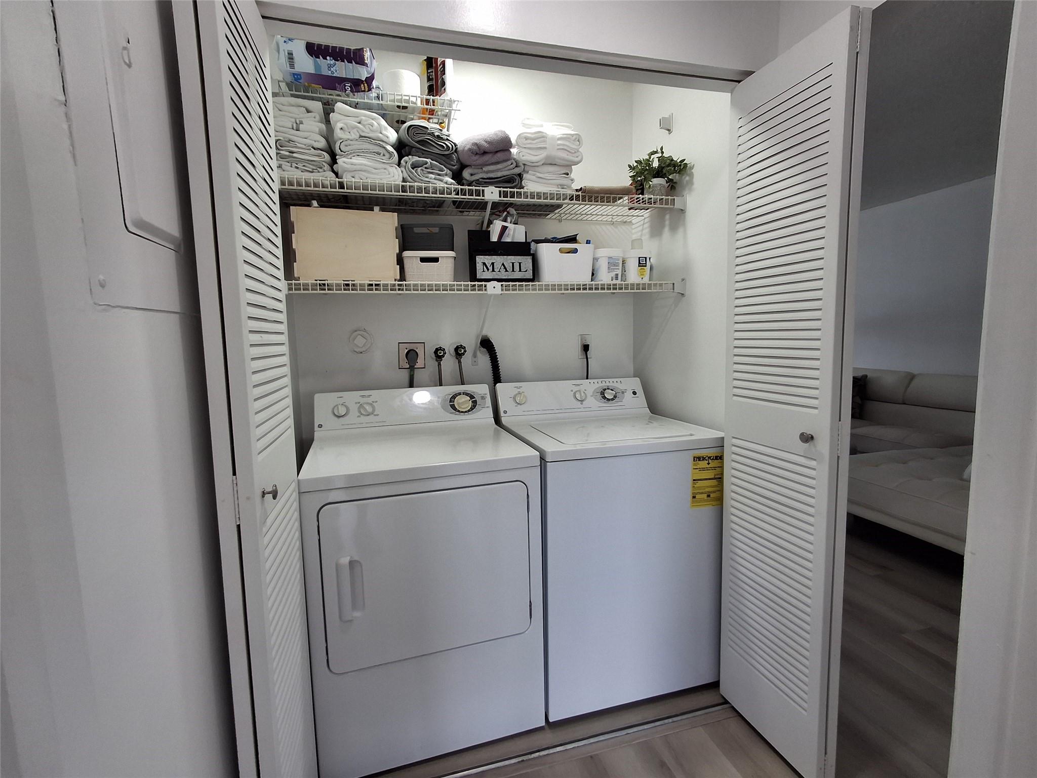 Woodlake Isles 108-5 B - Residential Lease