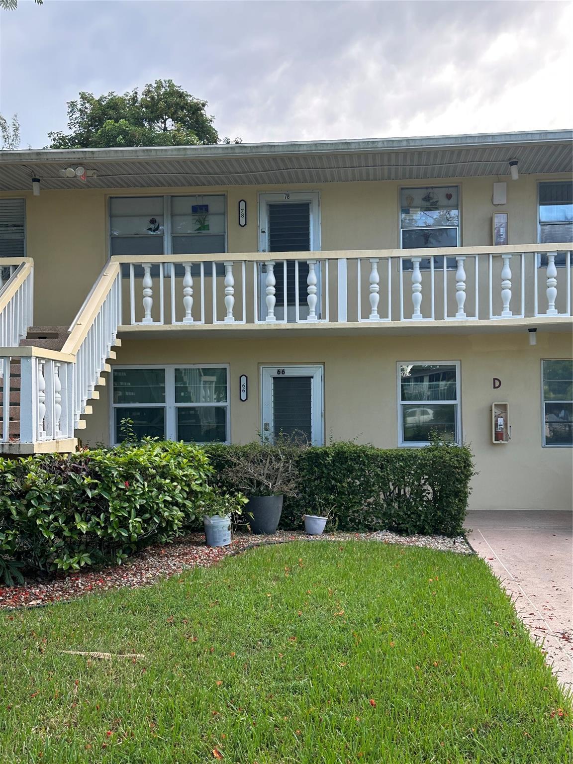 Welcome to Century Village! This charming 2-bedroom, 1.5-bath condo offers a comfortable layout with a bright living space and a private screened balcony, perfect for enjoying the Florida lifestyle. Located in a gated 55+ community, residents enjoy resort-style amenities including a clubhouse, swimming pools, fitness center, tennis courts, walking paths, and a wide variety of organized activities. Conveniently close to shopping, dining, and the beaches, this home is ideal for year-round living or as a seasonal getaway. Please note: Owners must hold the property for 2 years before renting.