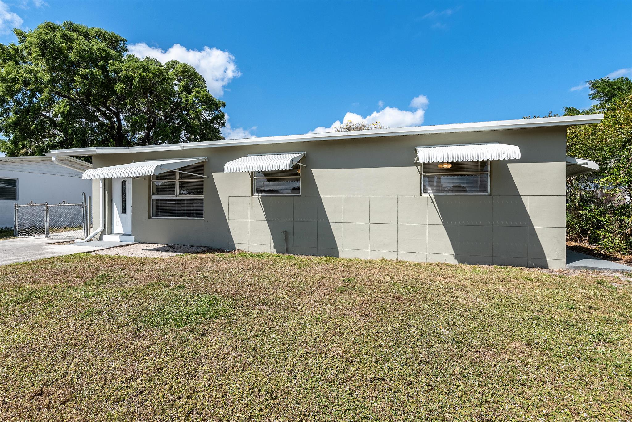 991 SW 31st Street