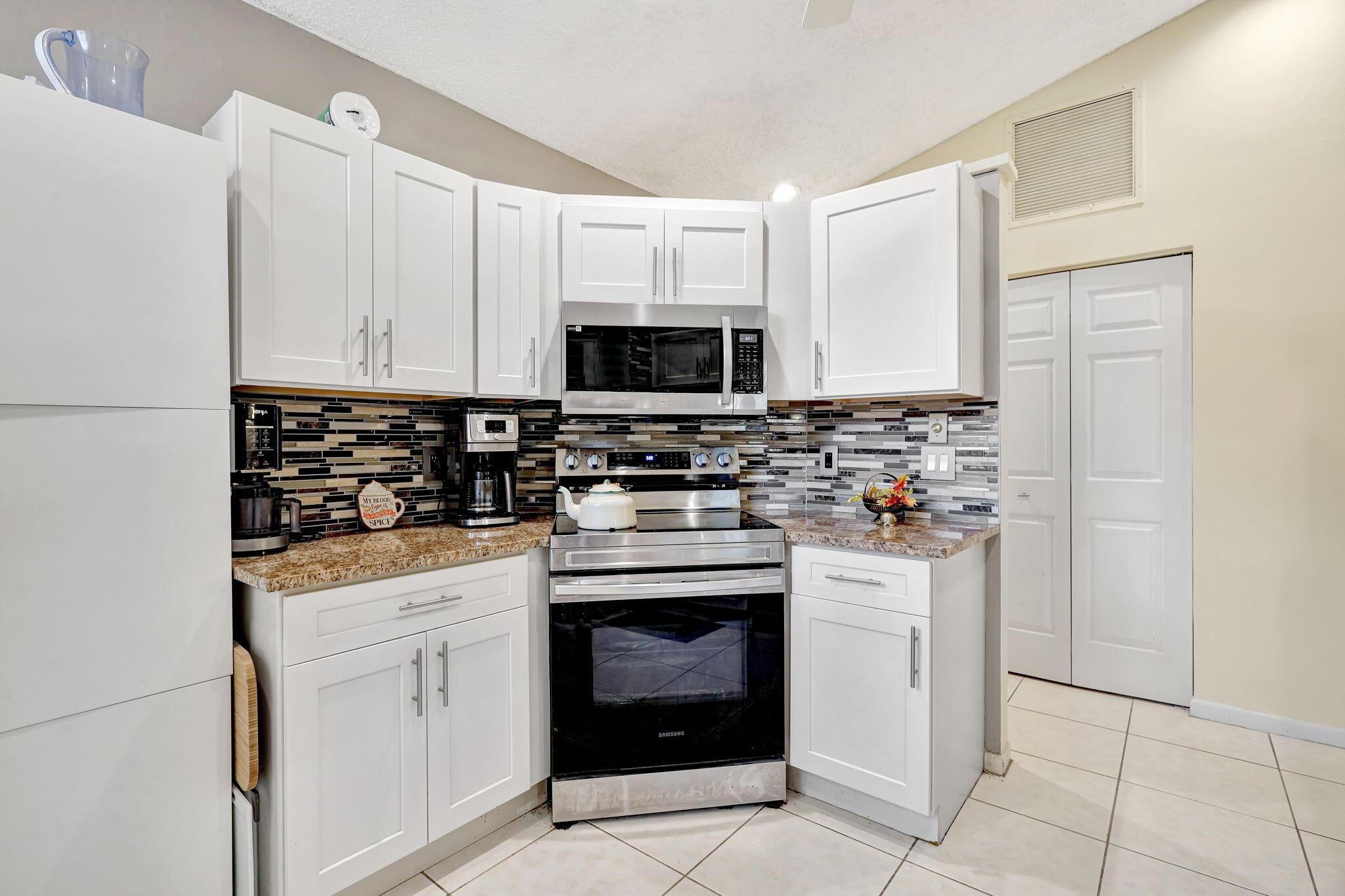 7888 Lexington Club Boulevard B