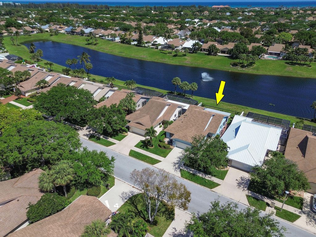 Photo of 227 River Park Drive, Jupiter, FL 33477 (MLS # R10969571)