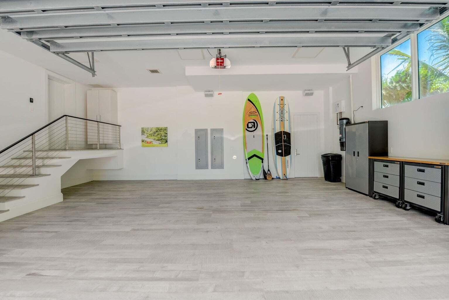 PALM BEACH SHORE ACRES BLKS A,B & Z - Residential