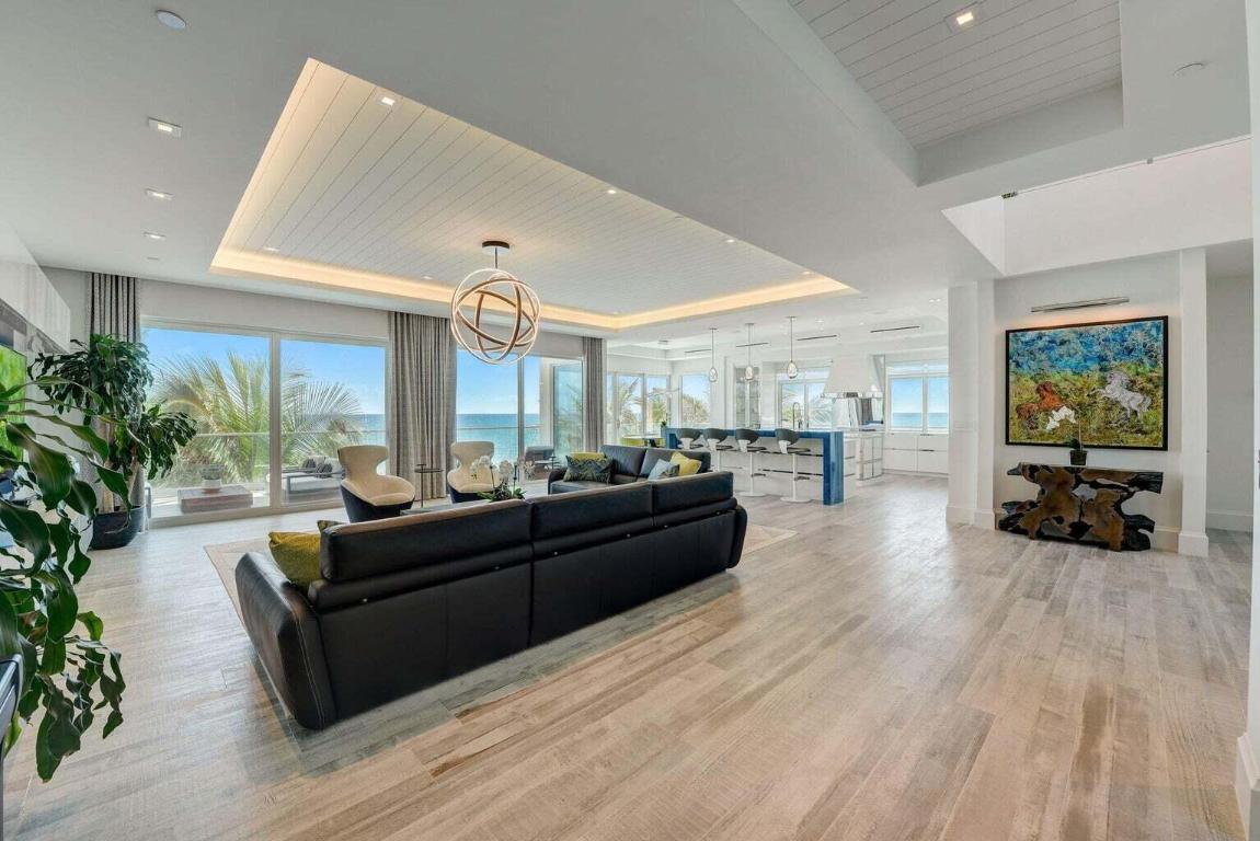 PALM BEACH SHORE ACRES BLKS A,B & Z - Residential