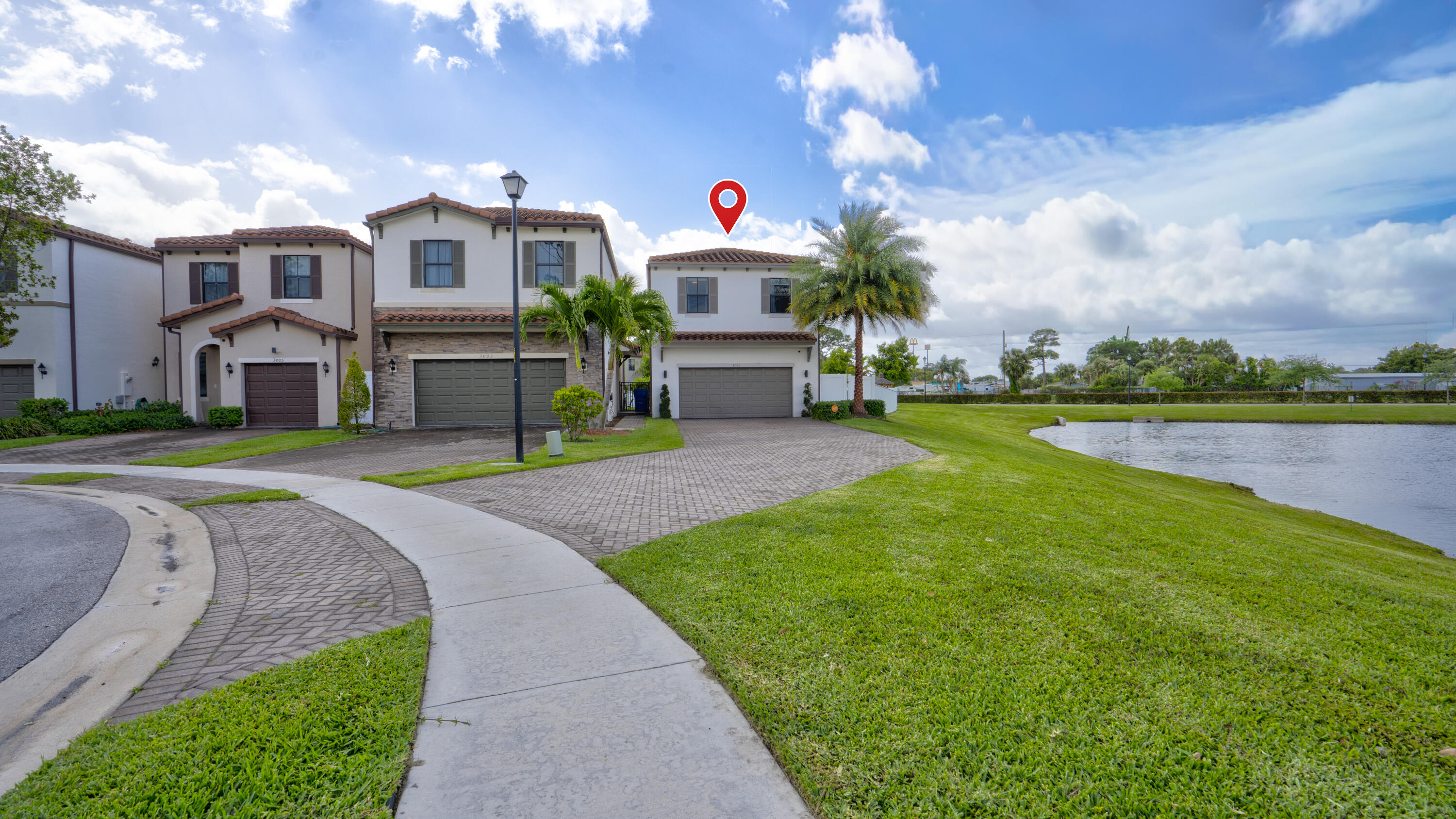 3001 King Palm Way