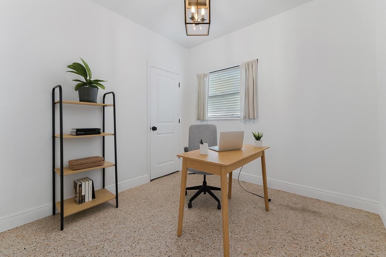 EASTVIEW MANOR - Residential Lease