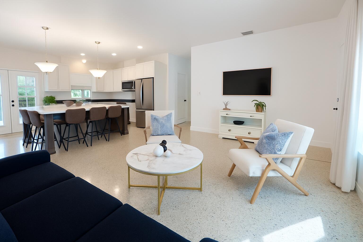 EASTVIEW MANOR - Residential Lease