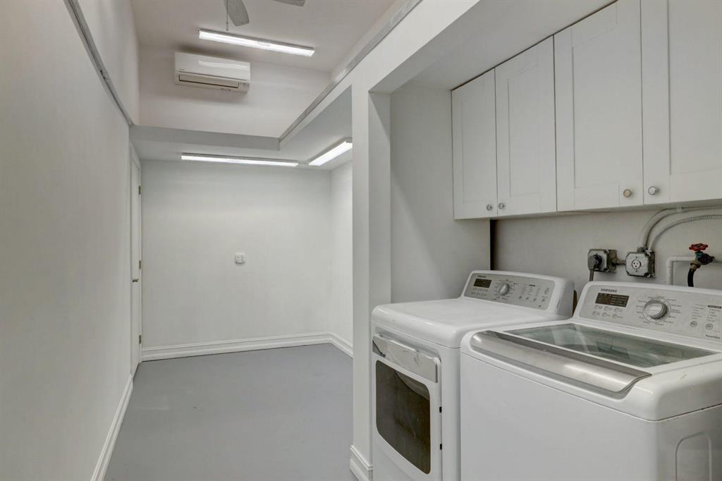 JUNO BEACH 1ST ADD - Residential