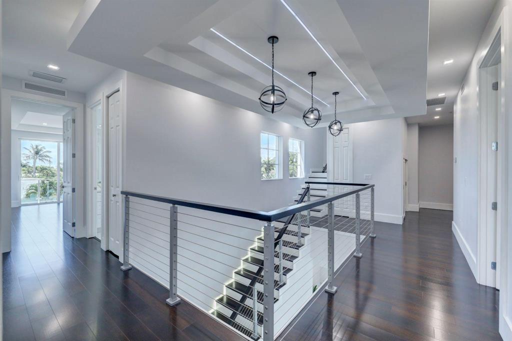 JUNO BEACH 1ST ADD - Residential