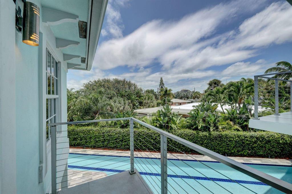 JUNO BEACH 1ST ADD - Residential