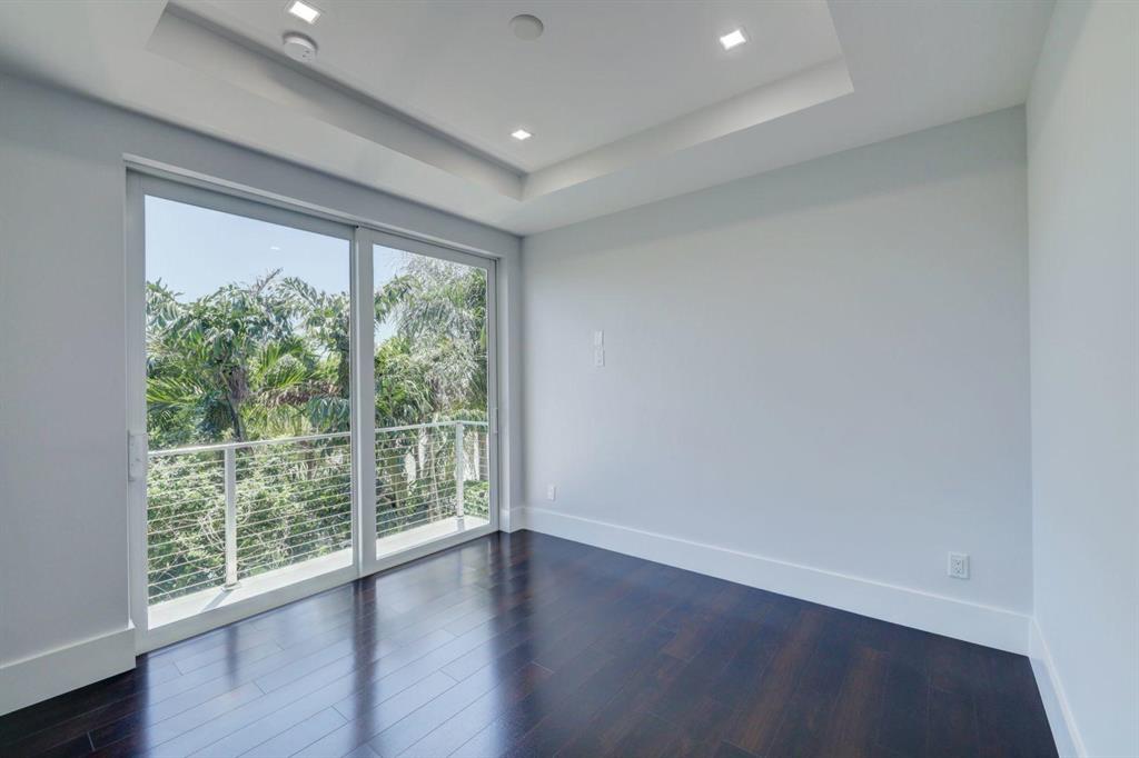 JUNO BEACH 1ST ADD - Residential