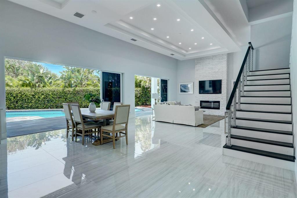 JUNO BEACH 1ST ADD - Residential