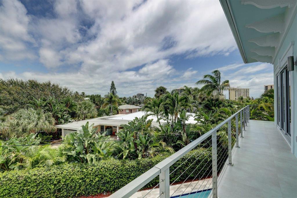 JUNO BEACH 1ST ADD - Residential