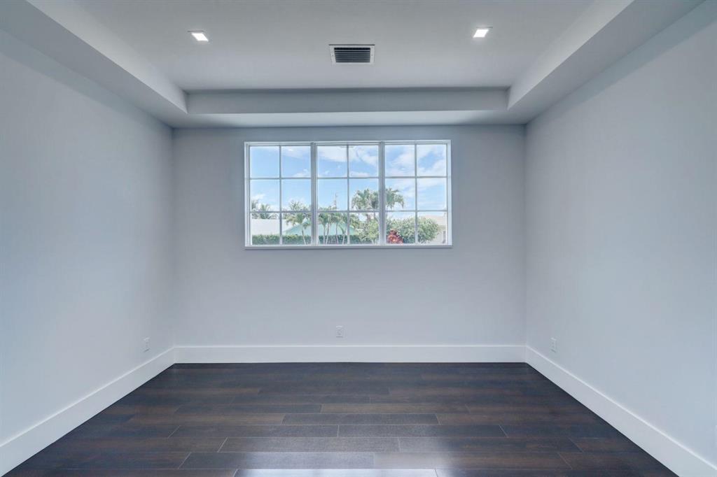 JUNO BEACH 1ST ADD - Residential