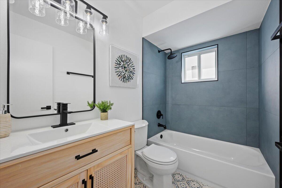 JILLWOOD ACRES - Residential