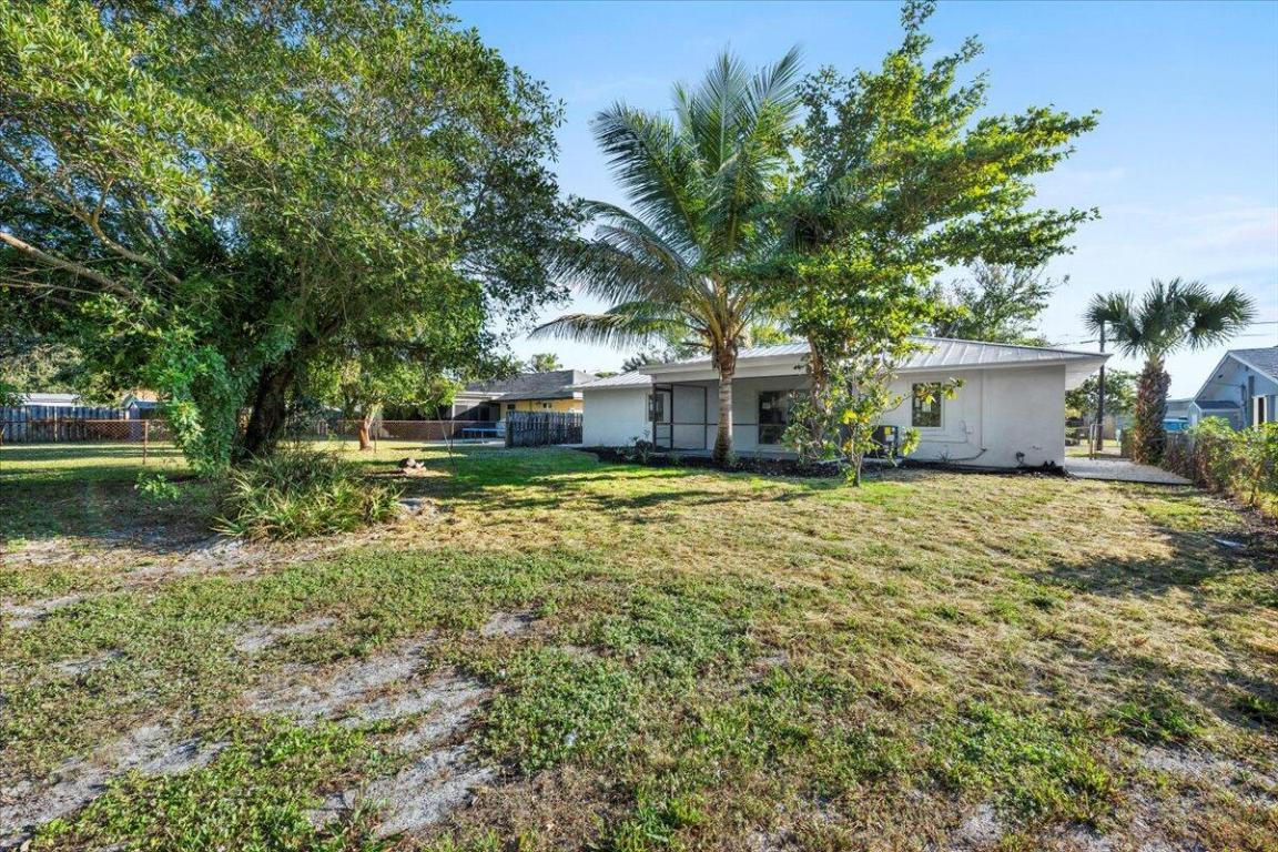 JILLWOOD ACRES - Residential