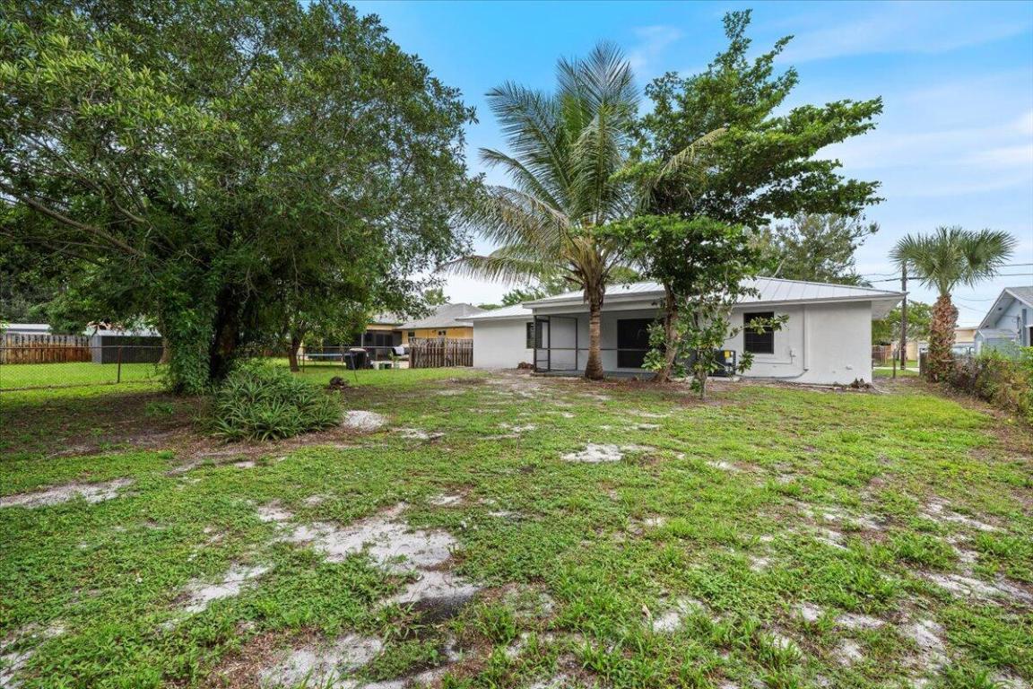 JILLWOOD ACRES - Residential