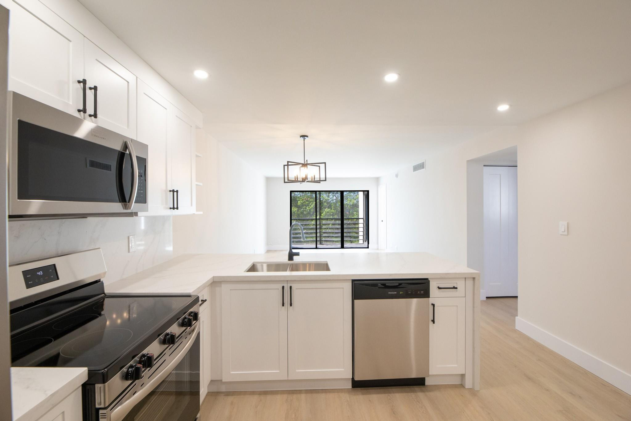 2322 S Cypress Bend Drive 411