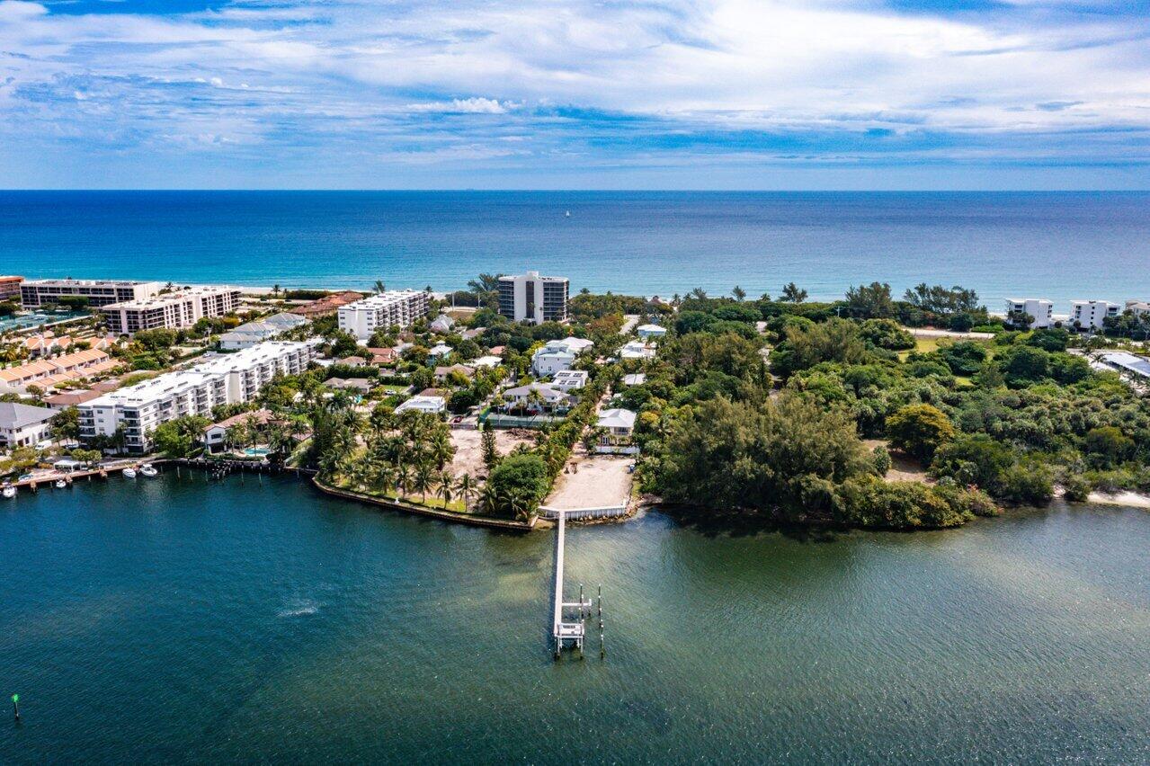 MANATEE POINTE AT LAGO MAR CONDO - Residential