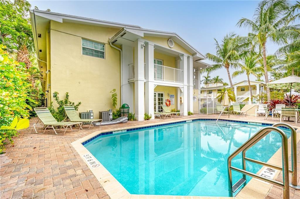 THE GROVE - Residential