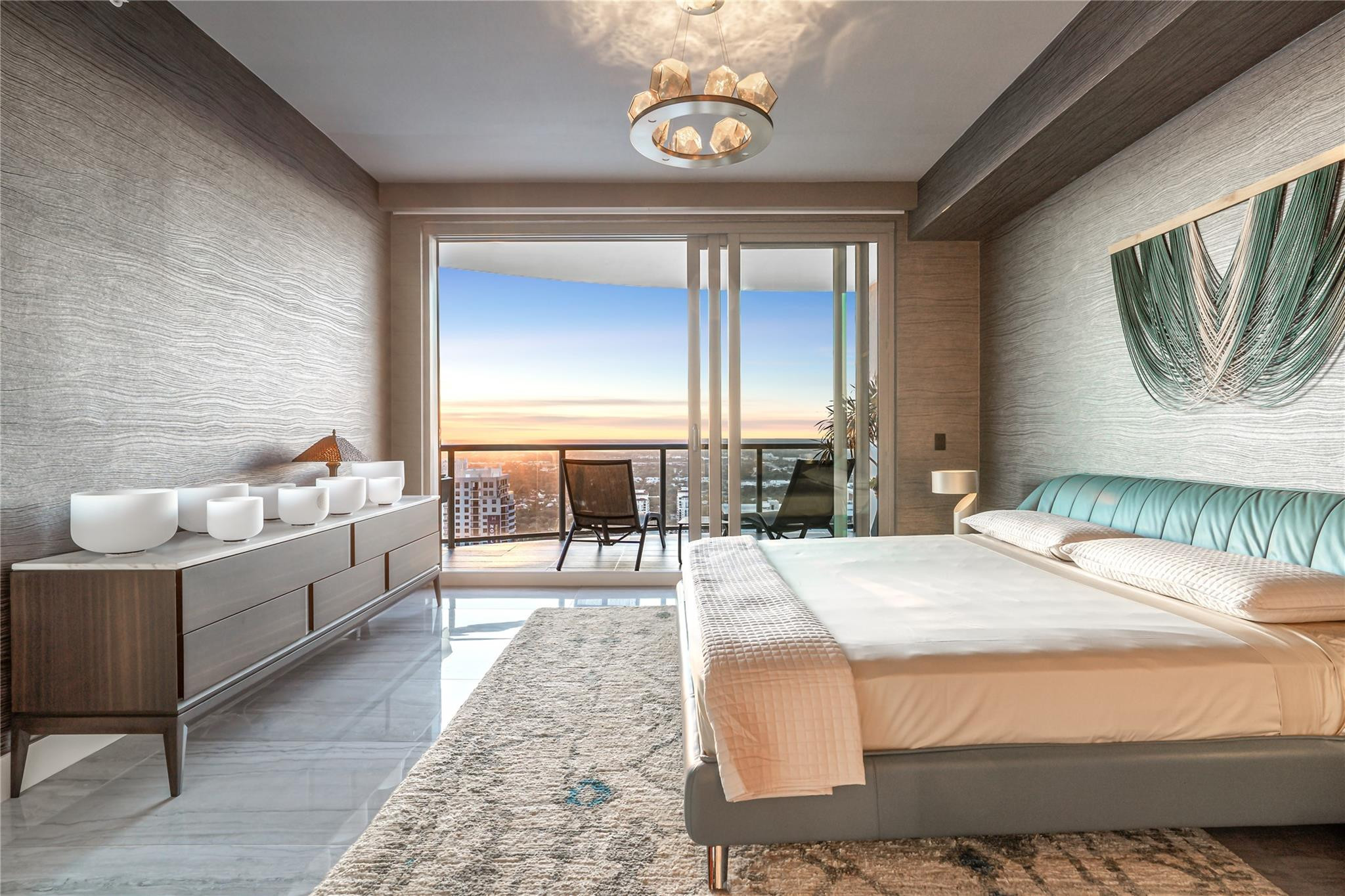 100 Las Olas - Residential